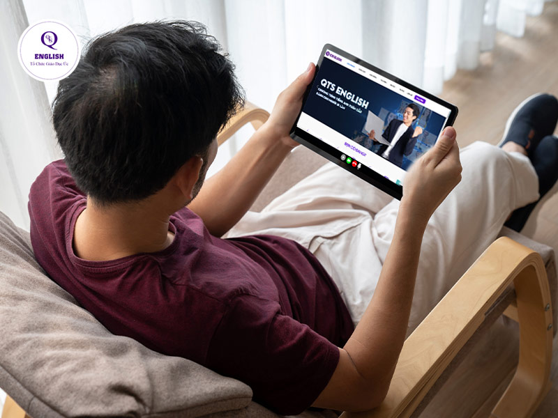 Học tiếng Anh chuyên ngành Marketing tại chương trình QTS English.