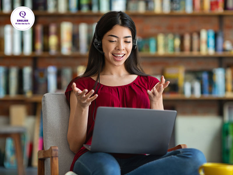 Luyện nghe nói tiếng Anh online hiệu quả nhất với QTS English