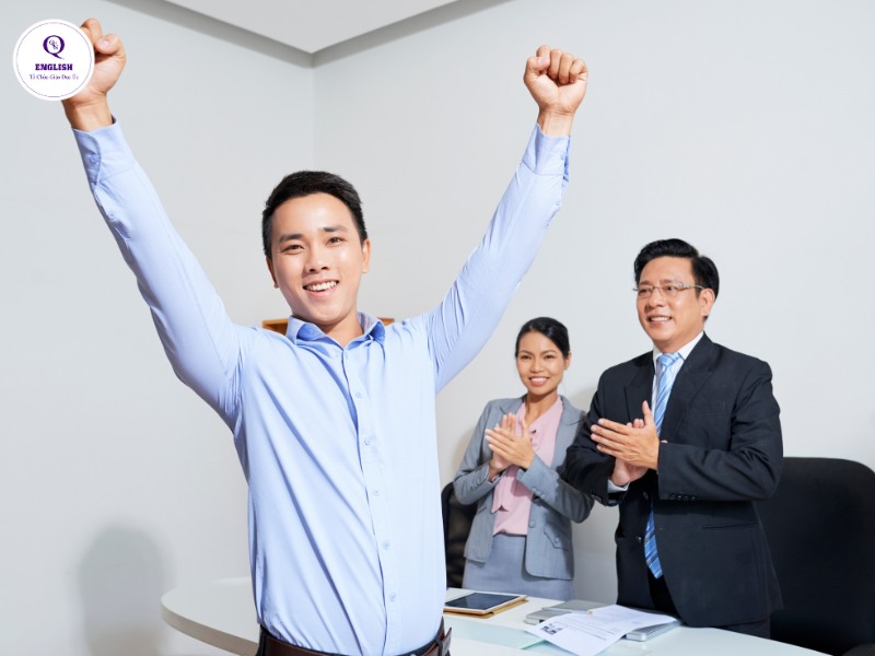 Cơ hội thăng tiến trong công việc mở ra khi bạn có trình độ ngoại ngữ tốt