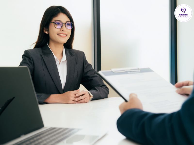 Việc chuẩn bị và luyện tập trước thật nhiều các dạng câu hỏi phổ biến giúp bạn có thể ghi điểm trong mắt nhà tuyển dụng