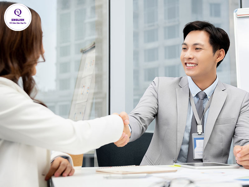 cần giao tiếp tiếng Anh một cách chuẩn mực