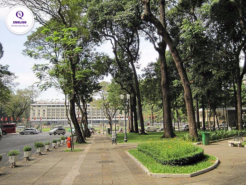 Công viên 30-4 bạn có thể học tiếng anh mọi lúc mọi nơi