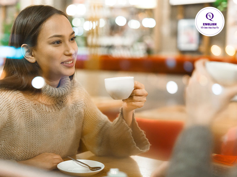 Giao tiếp trong quán cà phê cũng là tình huống nhiều người gặp phải